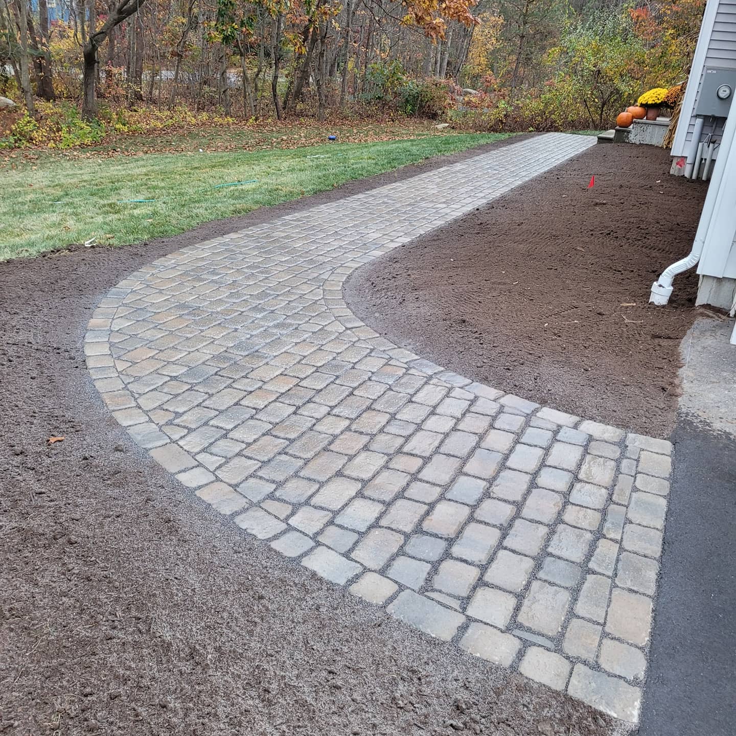 CT walkway landscape design